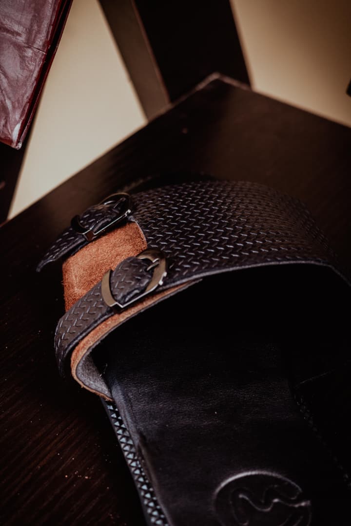 Black Threaded + Brown Suede Palm Slippers