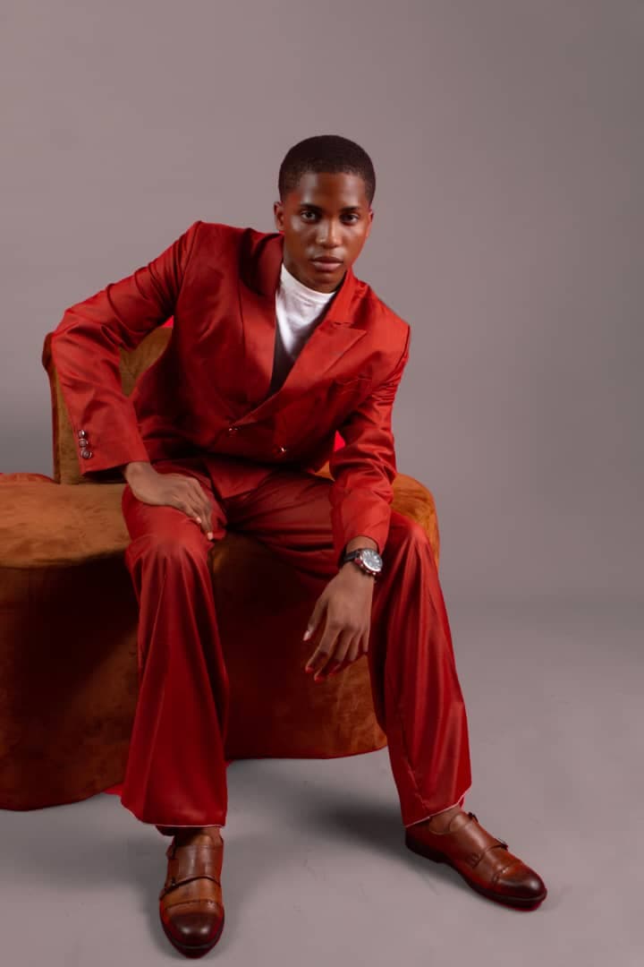 CROPPED SUIT & BAGGY TROUSER (DARK BURNT ORANGE)
